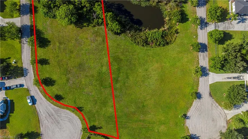 18901 Bridge Wood Ct, Alva, Florida 33920