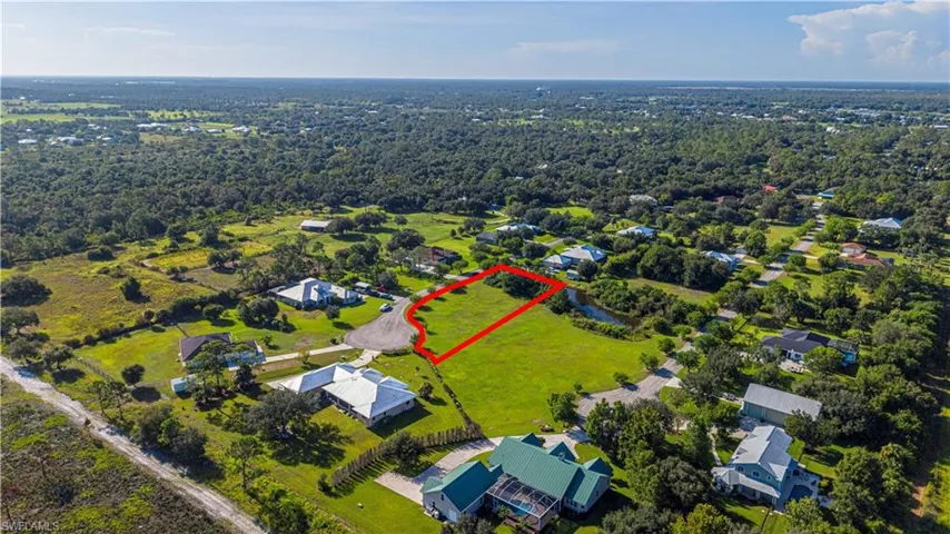 18901 Bridge Wood Ct, Alva, Florida 33920