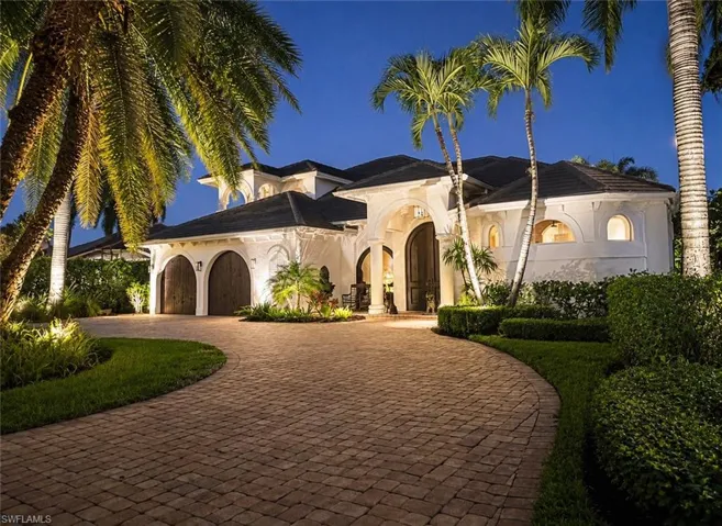 2056 Mission Dr, Naples, Florida 34109
