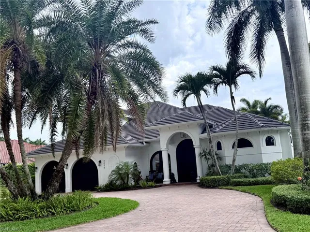 2056 Mission Dr, Naples, Florida 34109