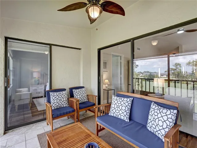 7300  Saint Ives  WAY, Naples, FL 34104