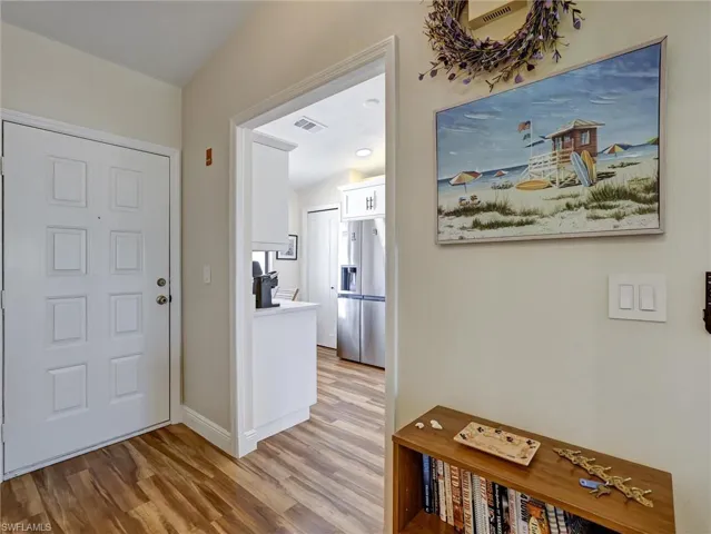 7300  Saint Ives  WAY, Naples, FL 34104