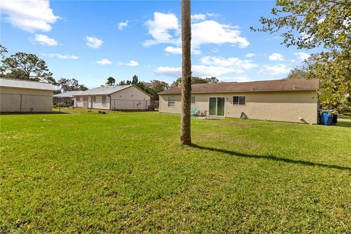 4043 E Sunflower  CIR, LABELLE, FL 33935