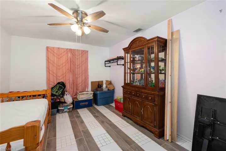 Bedroom with ceiling fan
