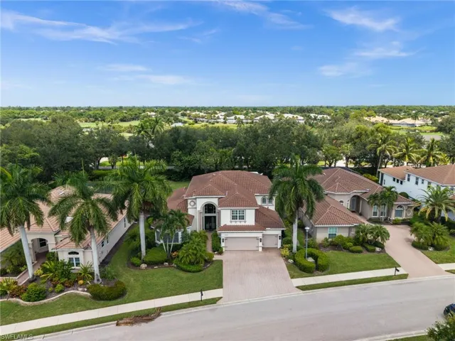 19496 La Serena Dr, Estero, Florida 33967