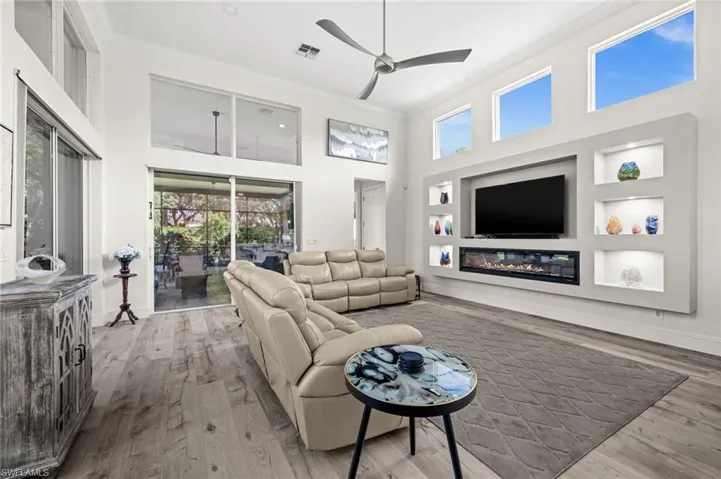 19496 La Serena Dr, Estero, Florida 33967