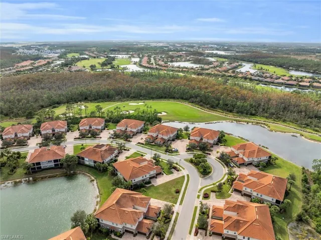 Golf course & Pond view