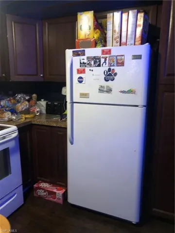 8386  Suncoast  DR, North Fort Myers, FL 33917