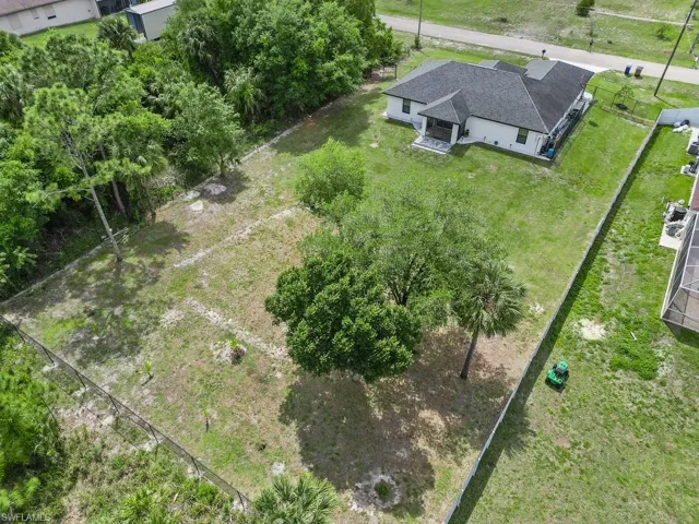 718  Plumosa  AVE, Lehigh Acres, FL 33972
