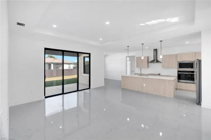 732 Alamo St E, Lehigh Acres, Florida 33974