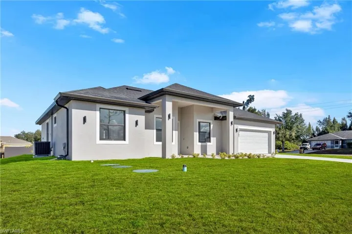 732 Alamo St E, Lehigh Acres, Florida 33974