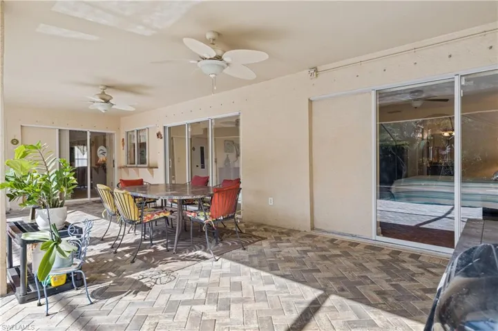 1718 NE 1st  TER, Cape Coral, FL 33909