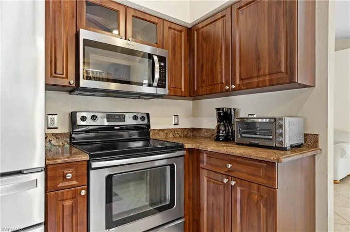 1718 NE 1st  TER, Cape Coral, FL 33909