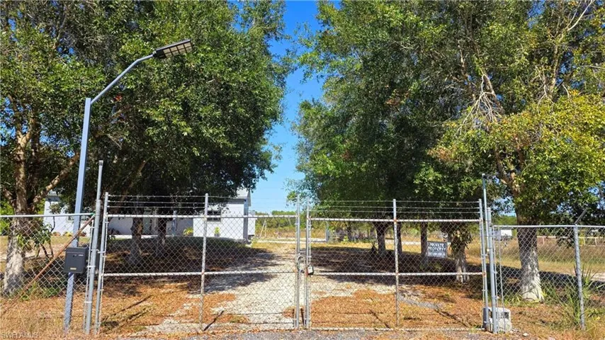 527 Perimeter, Clewiston, Florida 33440