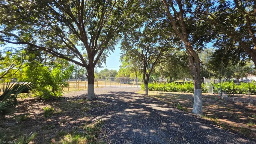 527 Perimeter, Clewiston, Florida 33440