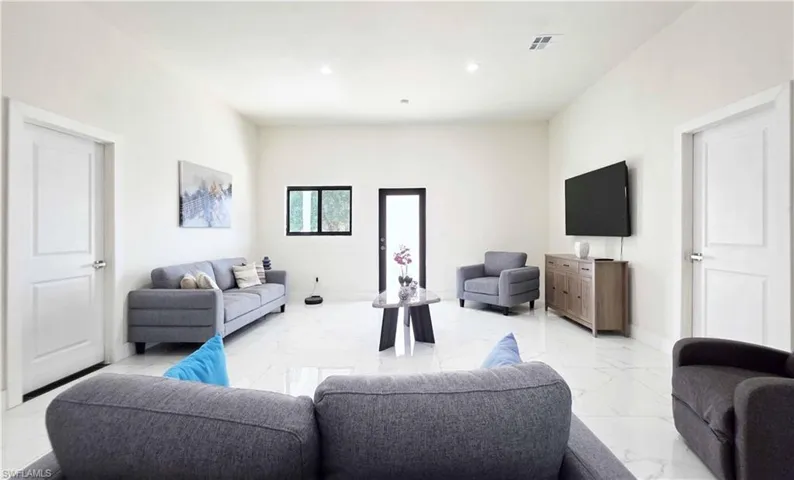 527 Perimeter, Clewiston, Florida 33440