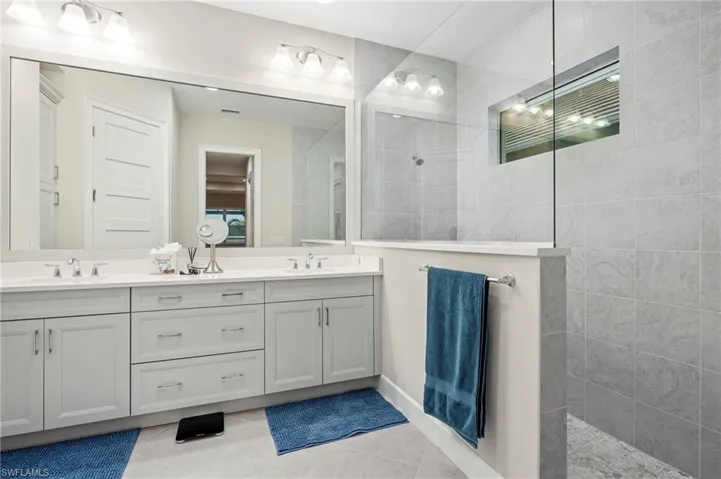 8795  Calypso  CT, Naples, FL 34112
