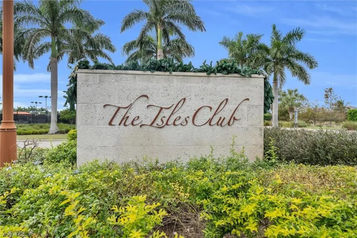 8795 Calypso Ct, Naples, Florida 34112