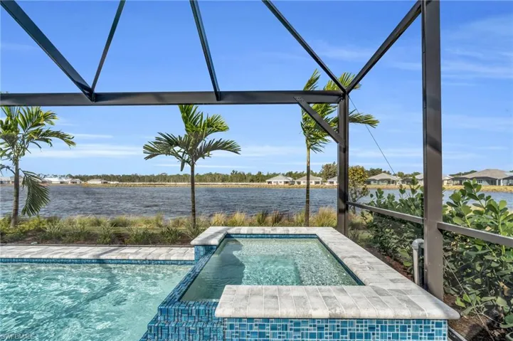 8795 Calypso Ct, Naples, Florida 34112