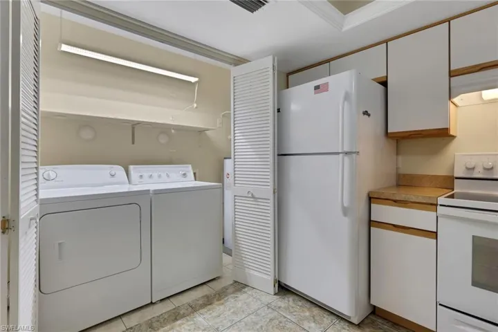 1723 Golf Club Dr 1, North Fort Myers, Florida 33903