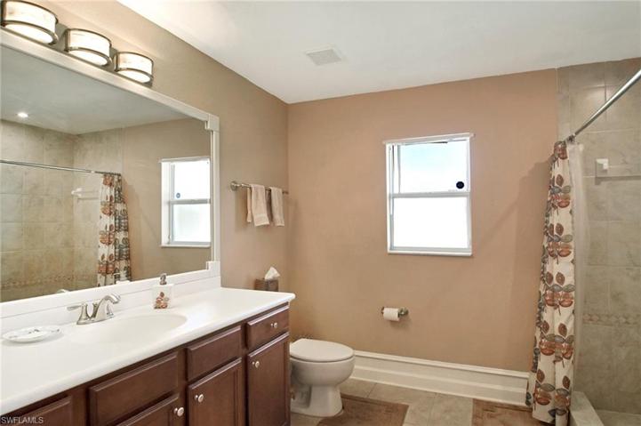 Large Guest Bath