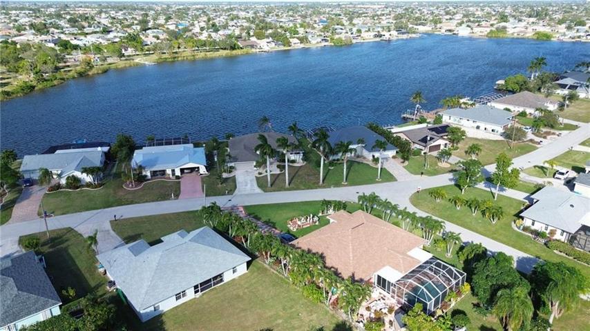 Across the street from waterfront homes