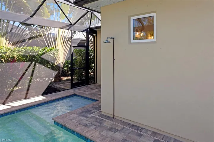 New OUTDOOR SHOWER (May 2022)