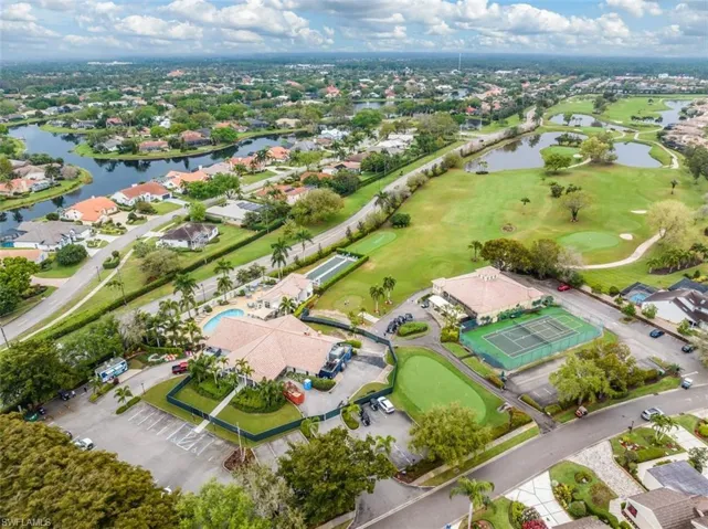 10029  Heather  LN, Naples, FL 34119