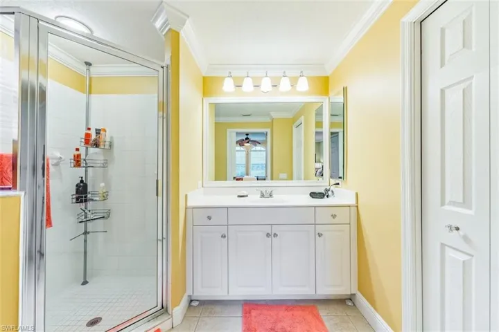 10029  Heather  LN, Naples, FL 34119