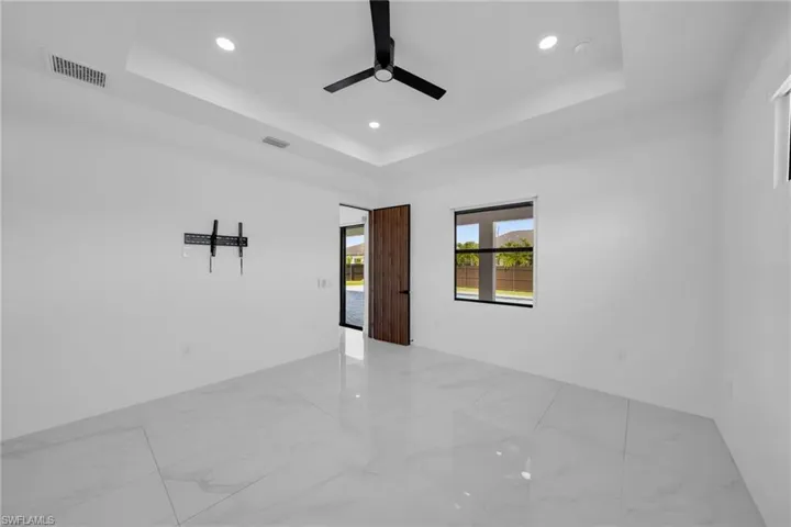 3009 Sw 16th Pl, Cape Coral, Florida 33914