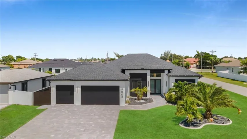 3009 Sw 16th Pl, Cape Coral, Florida 33914