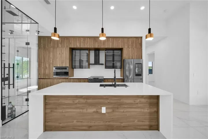3009 Sw 16th Pl, Cape Coral, Florida 33914