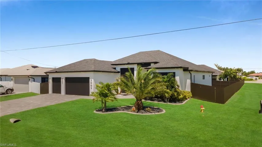 3009 Sw 16th Pl, Cape Coral, Florida 33914