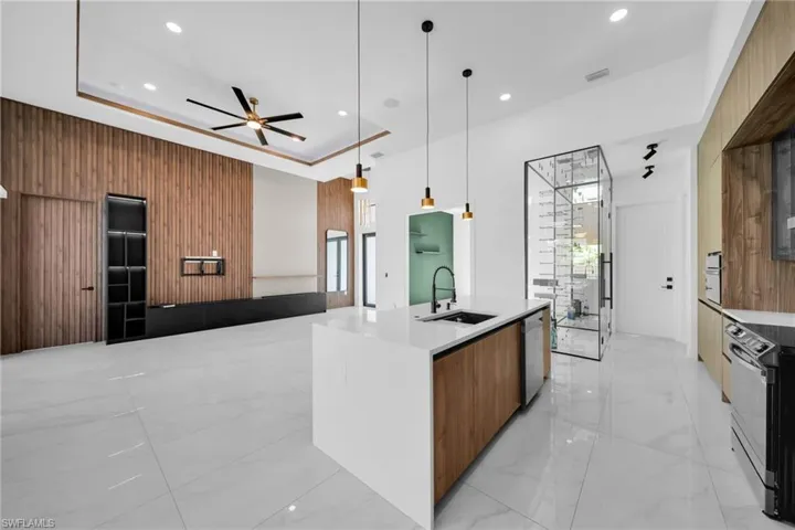 3009 Sw 16th Pl, Cape Coral, Florida 33914