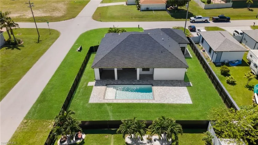 3009 Sw 16th Pl, Cape Coral, Florida 33914