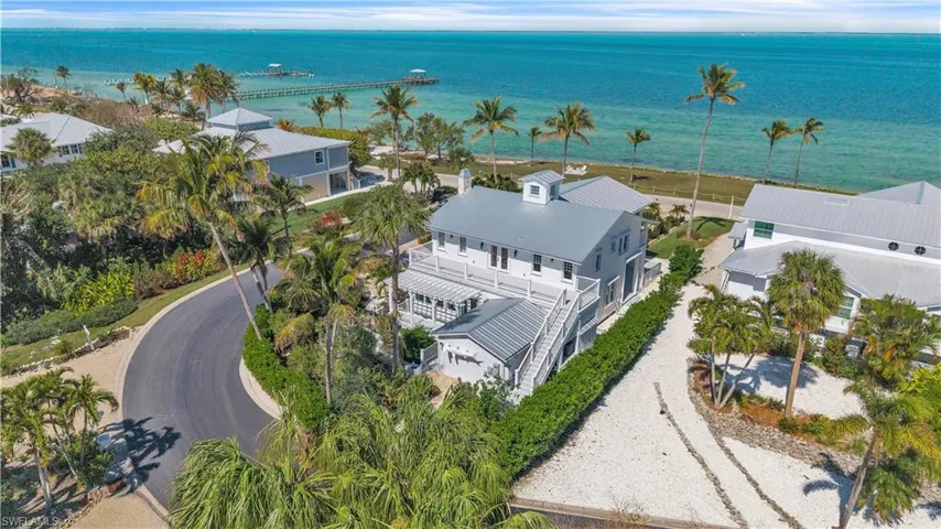 8241 Main St, Bokeelia, Florida 33922