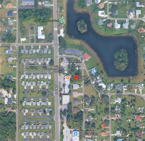 579 Glendale Ave, Lehigh Acres, Florida 33936