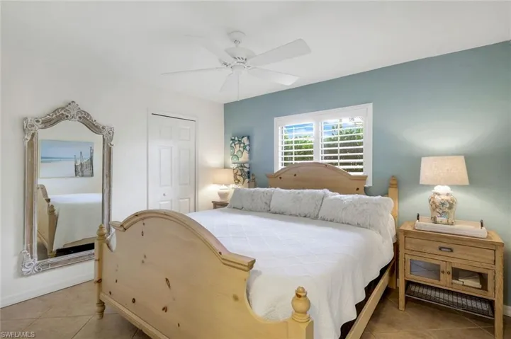 Guest bedroom