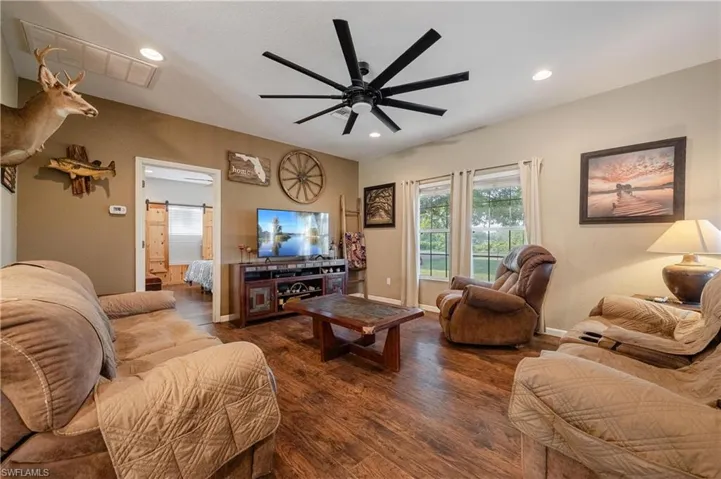 7824  21st  TER, Labelle, FL 33935