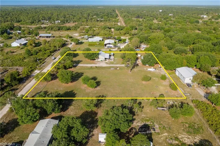 7824  21st  TER, Labelle, FL 33935
