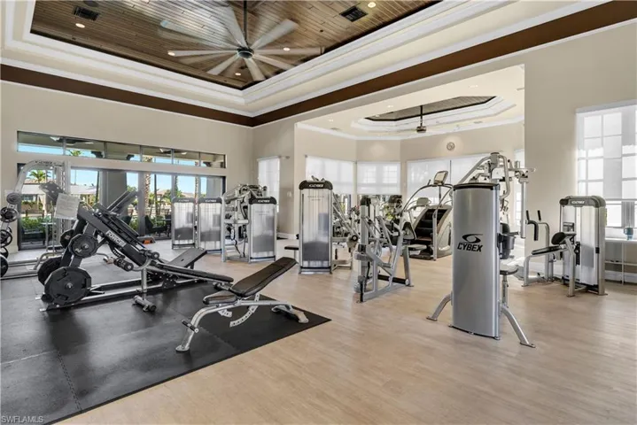 9110 Woodhurst Dr, Naples, Florida 34120