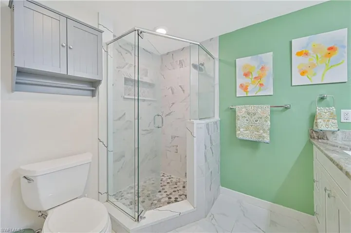 8719 Crest Ln, Fort Myers, Florida 33907