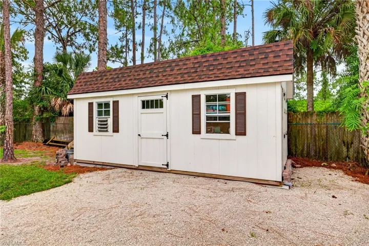 430 29th St Nw, Naples, Florida 34120