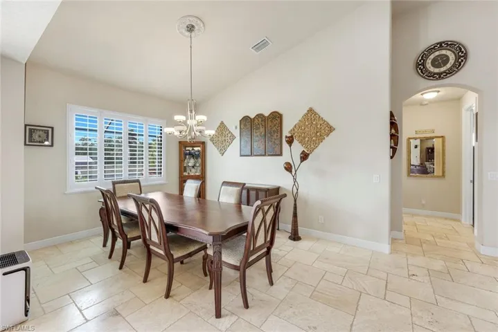 2364 Nw 39th Ave, Cape Coral, Florida 33993
