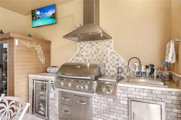 2364 Nw 39th Ave, Cape Coral, Florida 33993