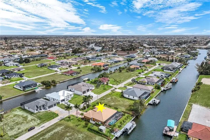 2364 Nw 39th Ave, Cape Coral, Florida 33993