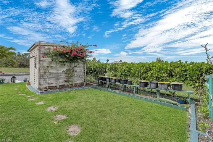 2364 Nw 39th Ave, Cape Coral, Florida 33993