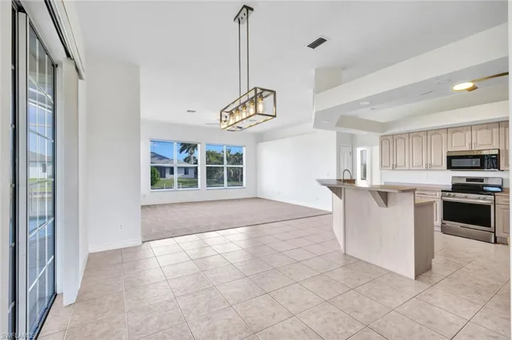 2019 SW 29th  TER, Cape Coral, FL 33914