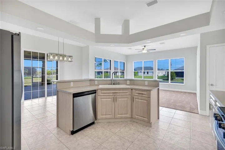 2019 SW 29th  TER, Cape Coral, FL 33914