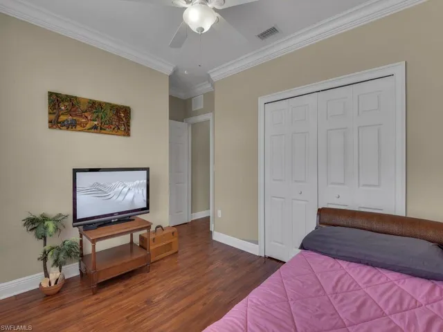 Guest Room 3 - Second Floor
